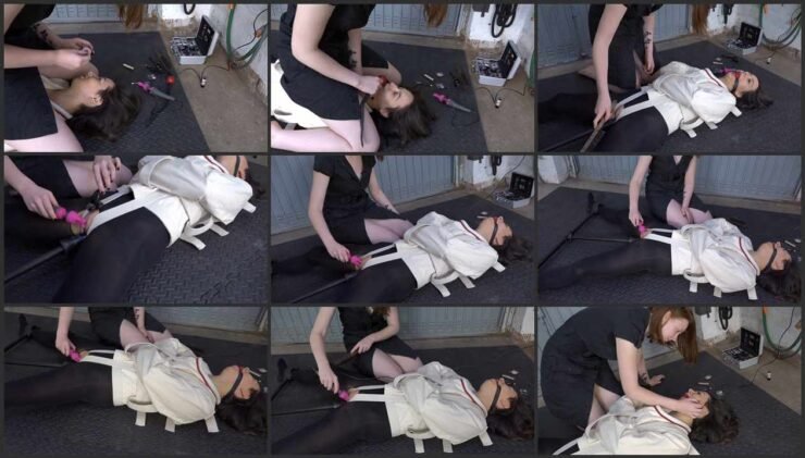 Ronja Plays Dominatrix with her Slave Aiyana