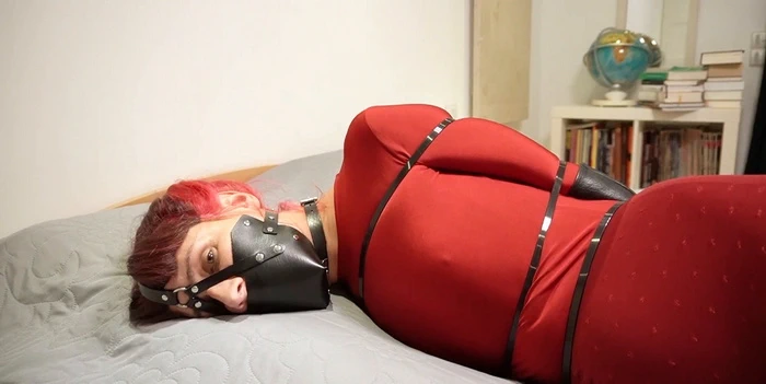 Lucia in fernando thighboots ziptied and gagged