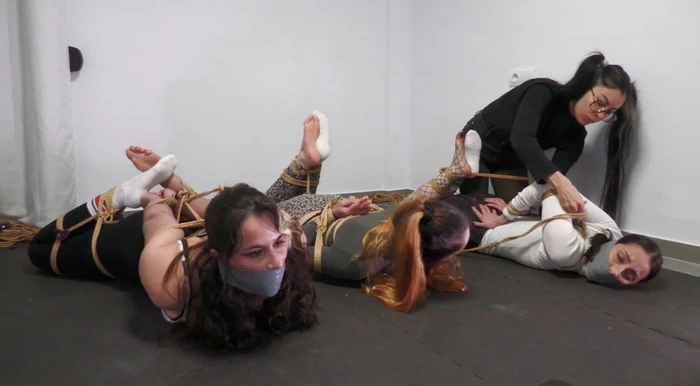 Bondage competition