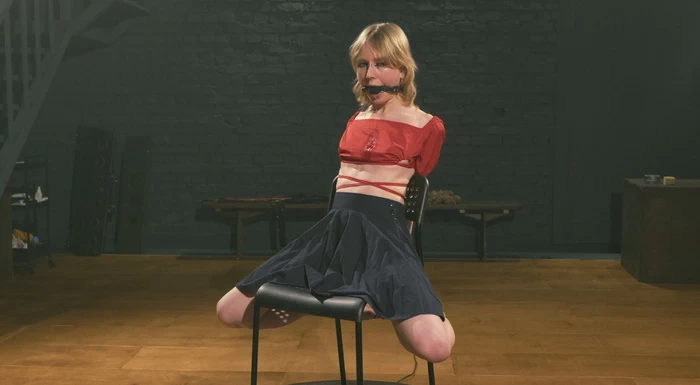 So Flexible! Extreme Elbow Tie