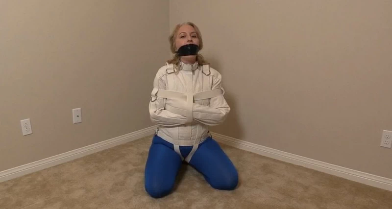 First Maxcita Psycho Straitjacket 5