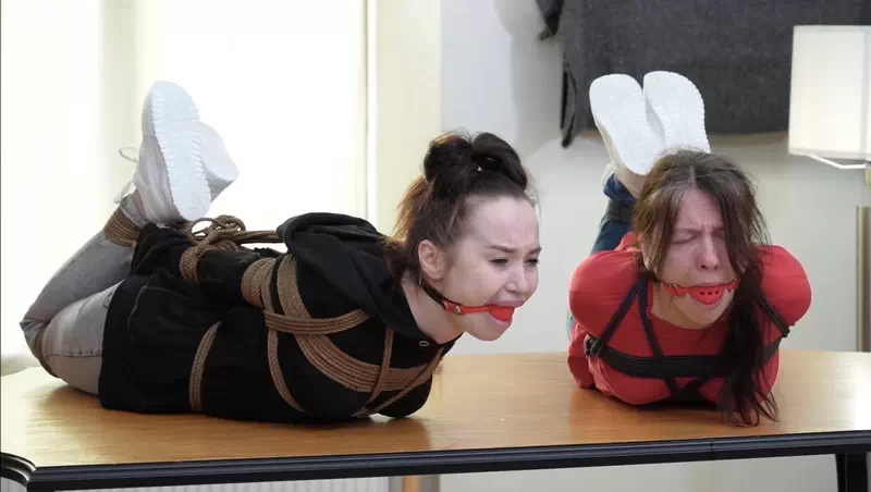 Bondage sub contest. Who is the toughest: Kira or Arwen?