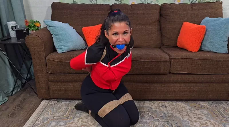 Beckett Mariner: Costume Contest