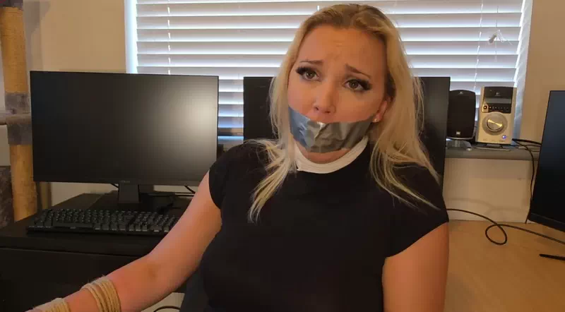 Spy Get Caught And Gagged