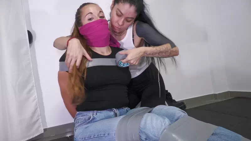 Chelsea and Liricaa’s duct tape date