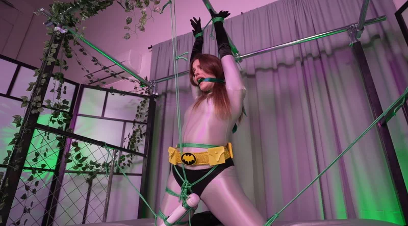 Poison Ivy’s Trap