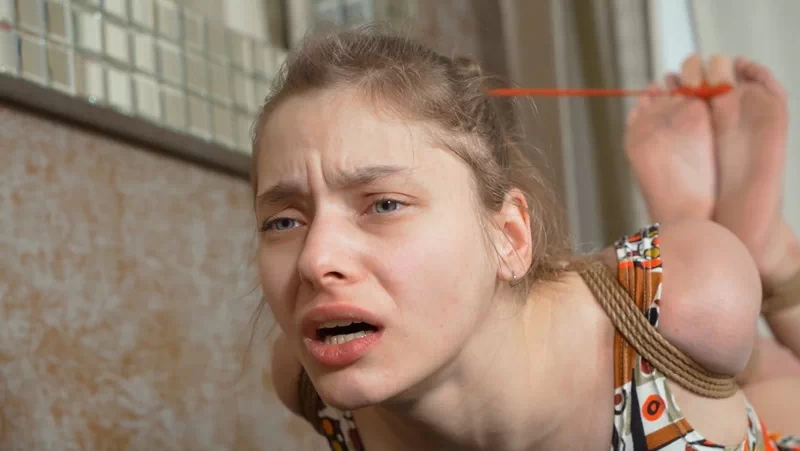 Lia’s worst apartment tour: Bound helpless on her own property