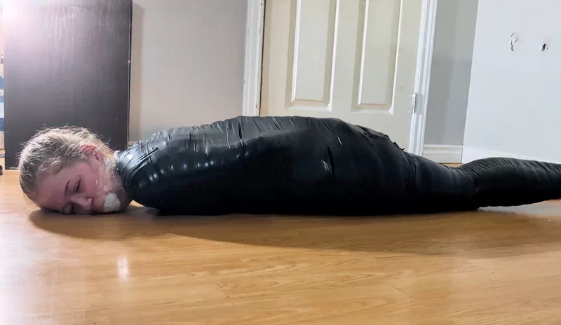 Secret agent mummified