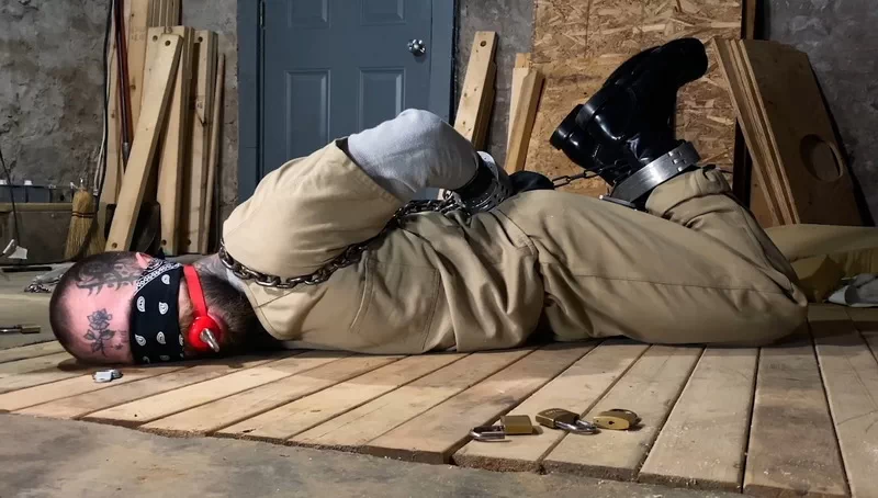 Heavy Metal Hogtie