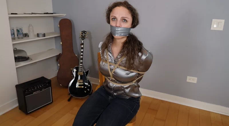 Amber a babysitter tied up and wraparound tape gagged
